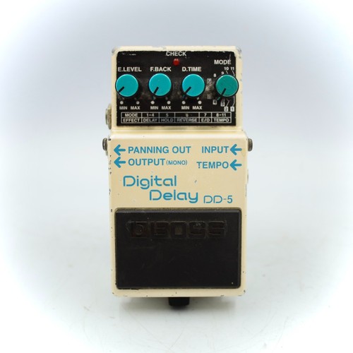 Boss digital delay guitar - dd-5,