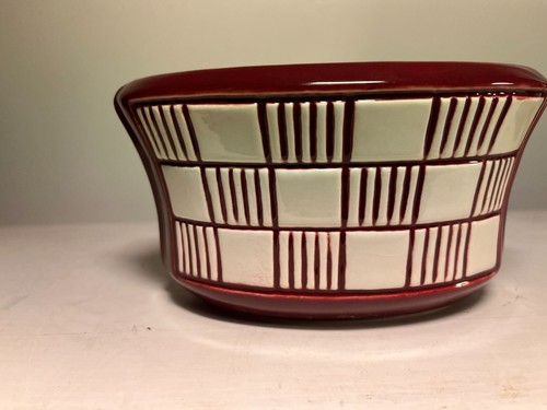 Art deco red - &t, striped