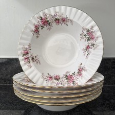 Royal Albert Lavender Rose 6
