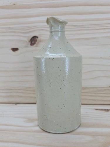 Stoneware bottle with pouring - bottle,