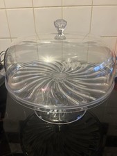 Plastart Clear Plastic Decorative Domed Cake Stand with Dome Lid