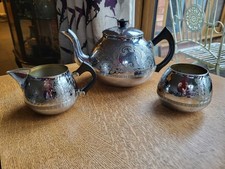 The Carlton' set by Swan