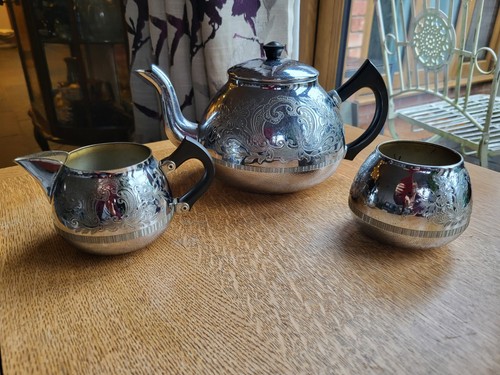 The carlton set - set, by