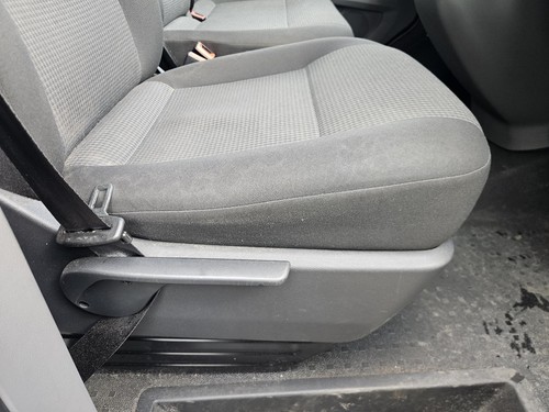Front seat drivers volkswagen - seat,