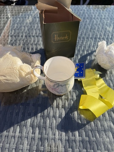 Harrods royal crown - harrods, mug