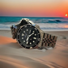 Seiko SKX009J Diver's 200m