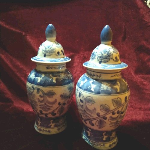 Pair oriental blue white - pair,