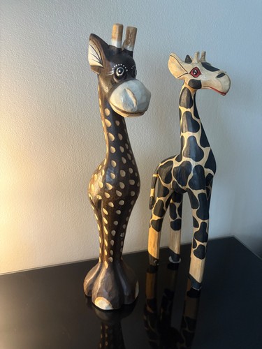 Wooden giraffes statues - 2,