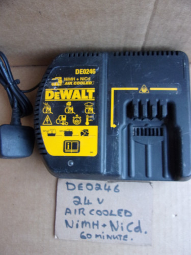 Dewalt de0246 battery - ,