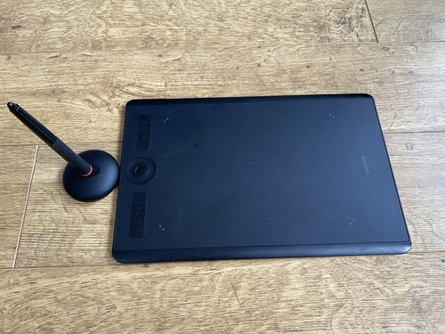 Wacom intuos pro medium - wacom,