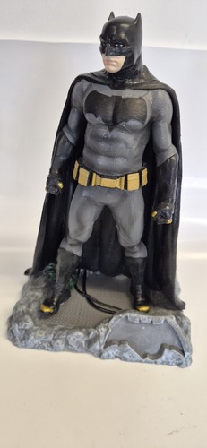 Batman finders keypers - finders, statue