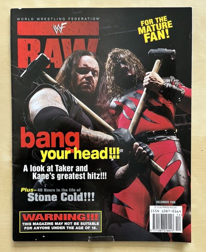 Wwe raw magazine december - raw,