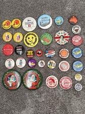 33 Vintage Retro Pin Button