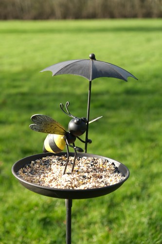 Bee birdbath bird bath - birdbath, feeder
