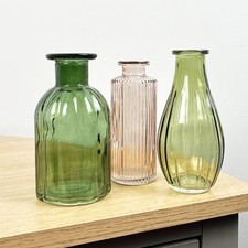 Coloured Glass Bud Vase Set of 3 Small Vintage Wedding Table Home Decorations D2