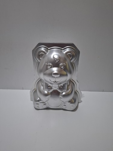 Wilton teddy bear cake - wilton,