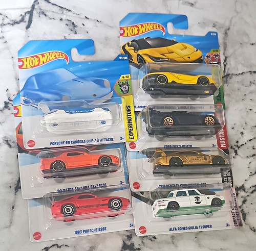 Hot wheels diecast car - 1:64,