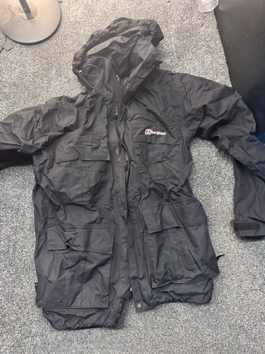Vintage berghaus men black - men's,