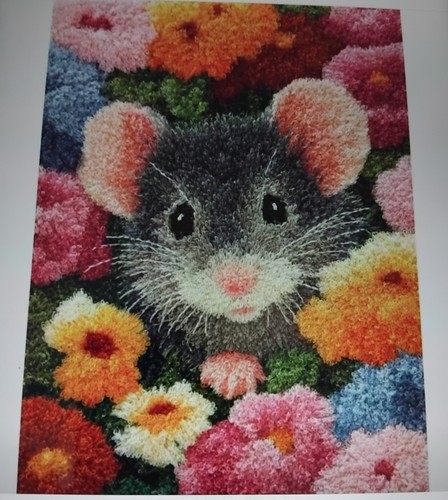 Cute mouse flowers latch hook - mouse,