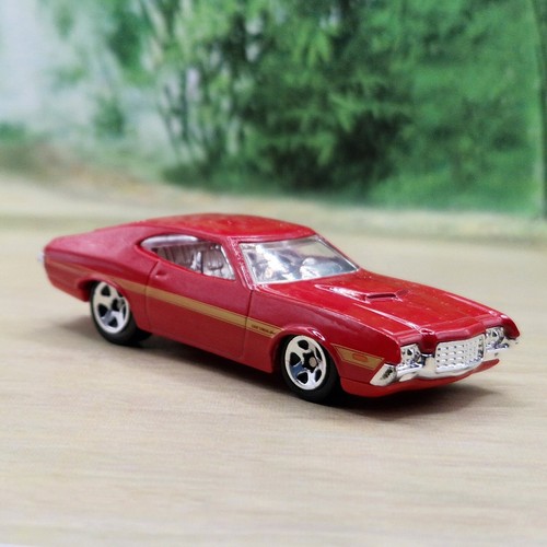 Hot wheels ford gran - wheels,
