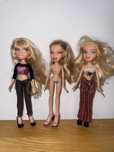 Bratz dolls bundle - bratz,