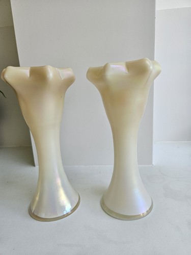 Creamy white opalescent pair - creamy/white,