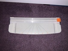 White/Orange Paper Cutter