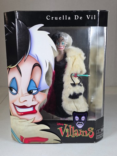 Disney parks villains cruella - disney,