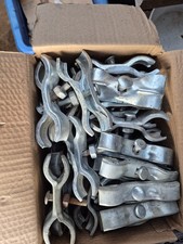 40x USED HERAS FENCING CLIPS