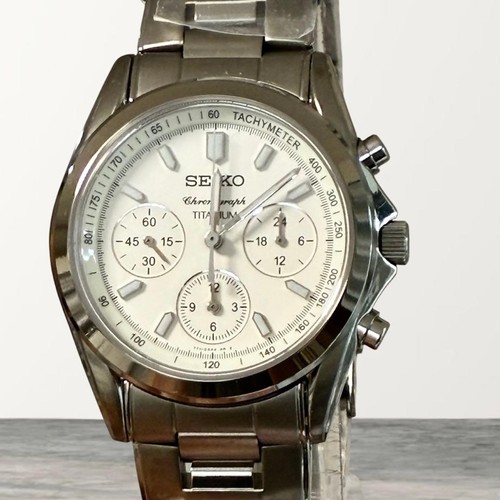 Brand seiko chronograph - brand,