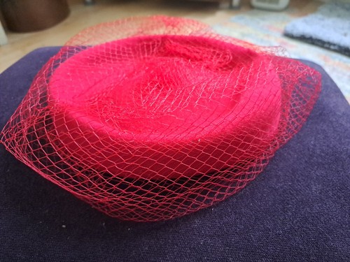 Red pillbox cocktail felt hat - pillbox,