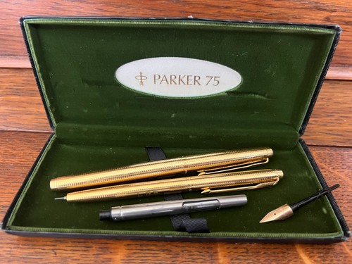 Vintage parker insignia - vintage,