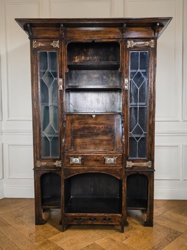 Antique liberty style arts - style,