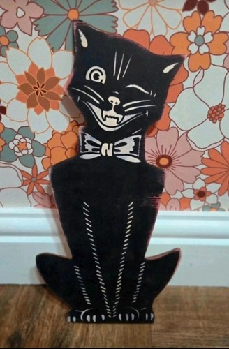 Quirky retro vintage mid - vintage,