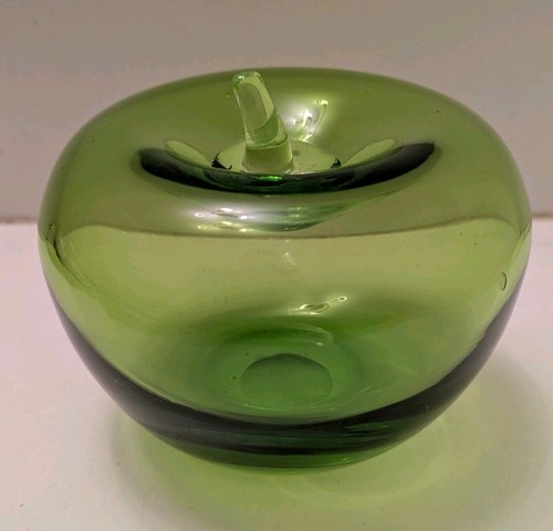 Beautiful hand blown green - beautiful,