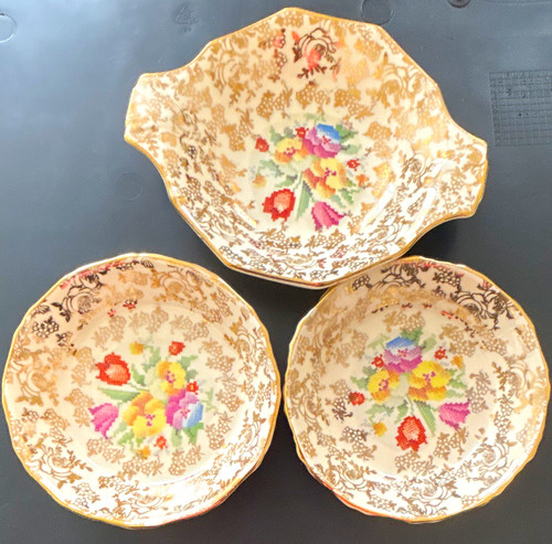Tunstall floral ceramic - floral,
