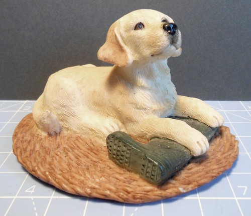 Labrador puppy figurine - puppy,