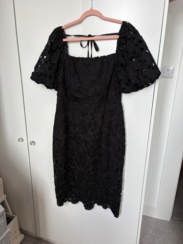 Lipsy black puff - sleeve, midi