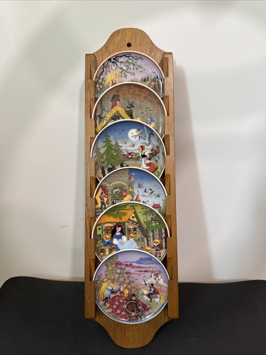 Nursery rhyme plates - plates, by