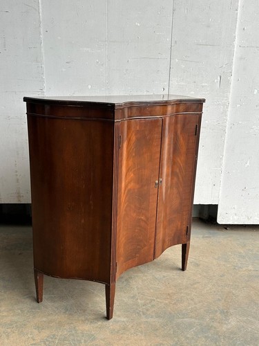 Reproduction mahogany effect