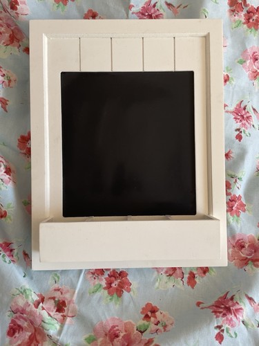 White wooden blackboard shabby - blackboard,