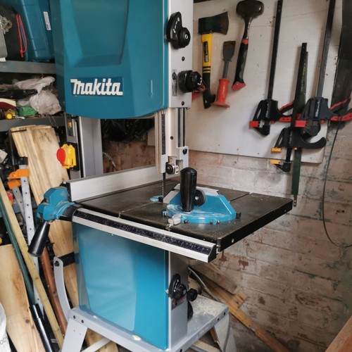 Makita lb1200f 900w 305mm - makita,