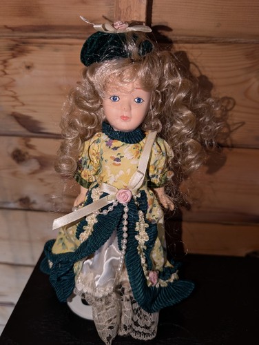 Small haunted doll - haunted,