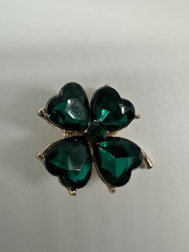 Lucky clover leaf - irish, brooch