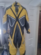Richa 1 Piece Motorcycle Race Leathers  Size 46 - Made with Kevlar Black yellow 