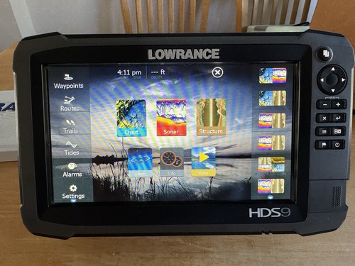 Lowrance hds chartplotter - lowrance,