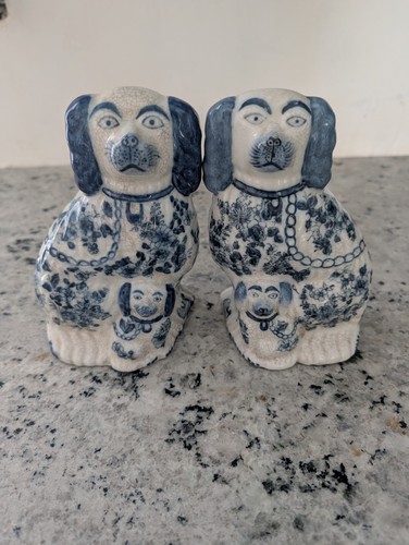 Two vtg blue white - &, floral