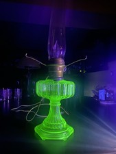 Aladdin Model B Cathedral Converted Oil Lamp 1935.  13” Base -WORKS-Ex Cond