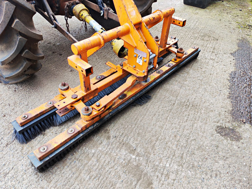 Sisis tractor mounted brush - sisis,