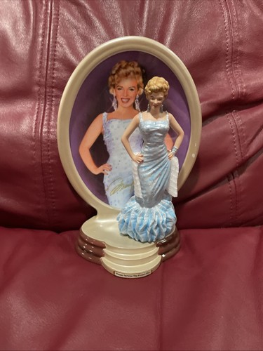 Diamonds pearls marilyn - pearls,
